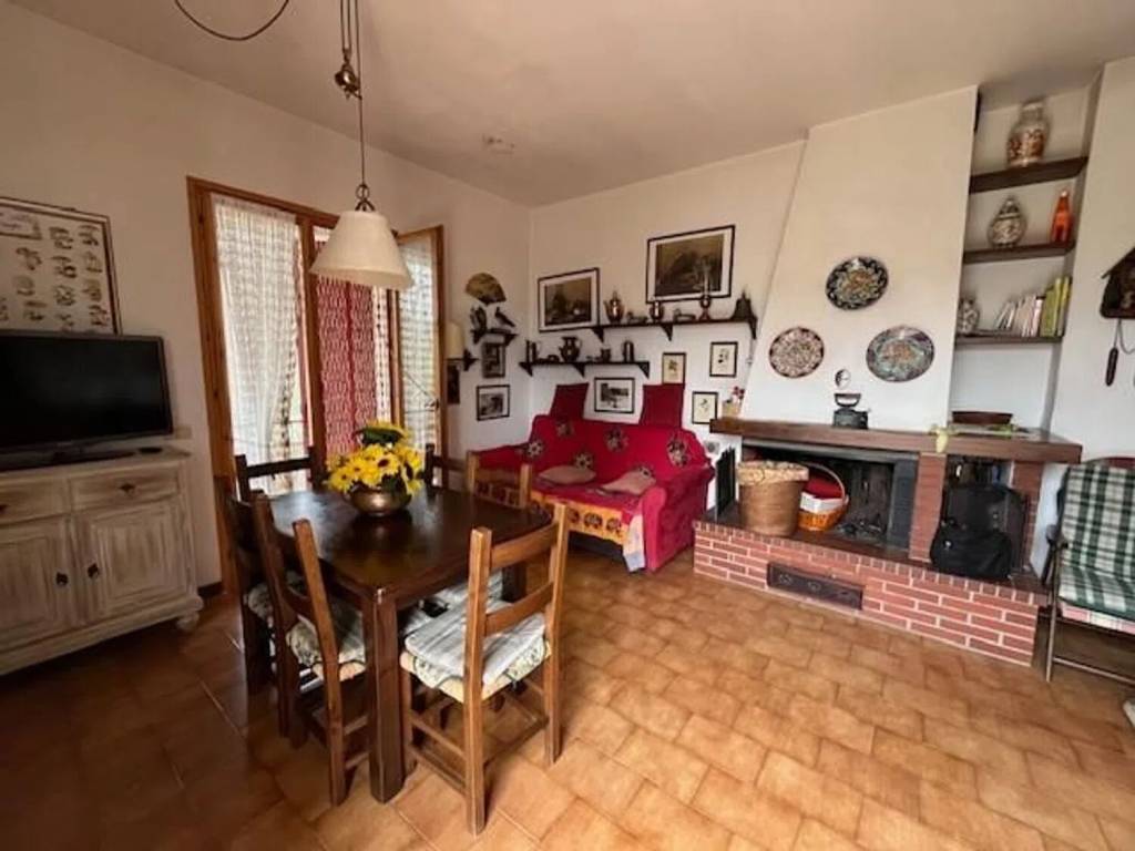 appartamento in vendita a Marliana in zona Panicagliora