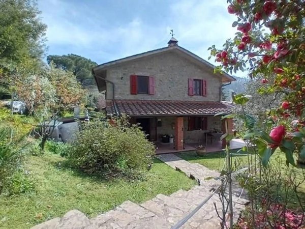 casa indipendente in vendita a Marliana in zona Casore del Monte