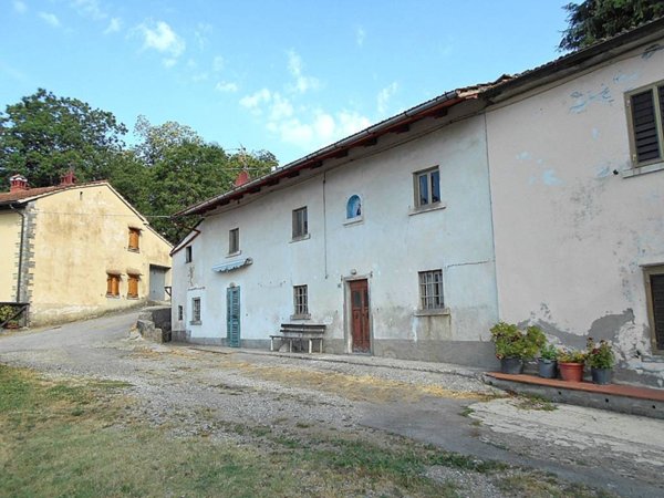 appartamento in vendita a Marliana in zona Momigno