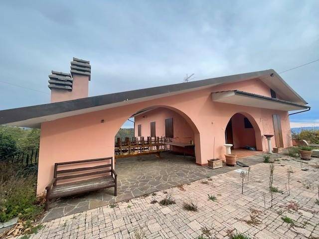 casa indipendente in vendita a Marliana