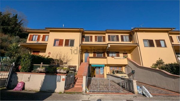 casa indipendente in vendita a Marliana