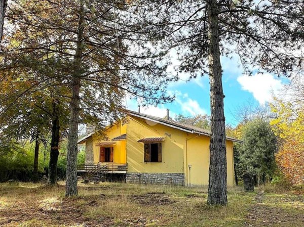 casa indipendente in vendita a Marliana in zona Femminamorta