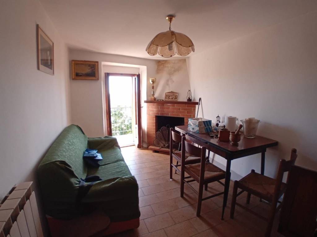 casa indipendente in vendita a Marliana in zona Serra Pistoiese