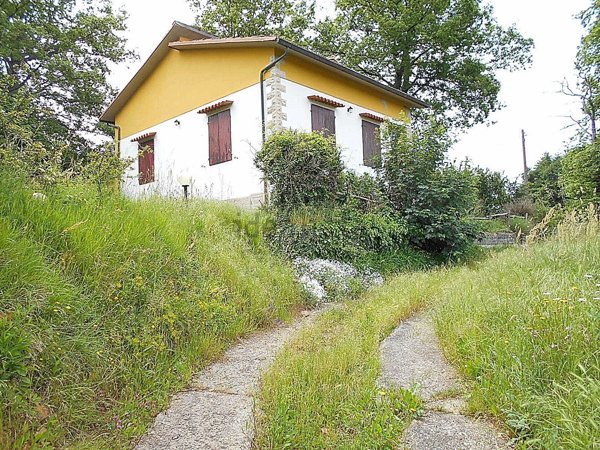 casa indipendente in vendita a Marliana in zona Femminamorta