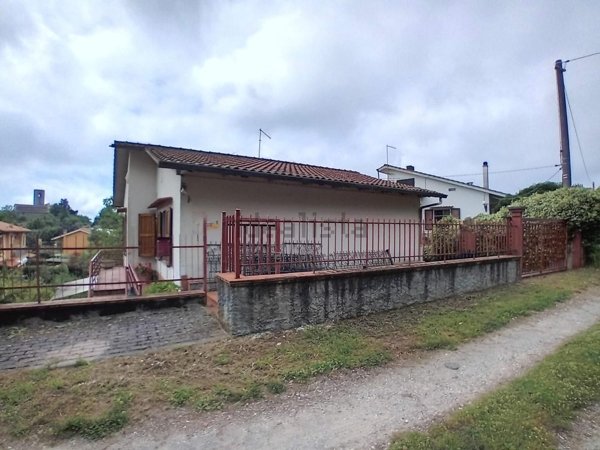 casa indipendente in vendita a Marliana in zona Casore del Monte