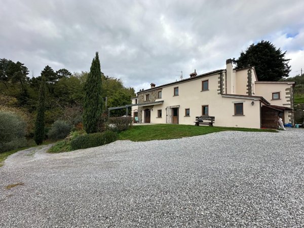 casa indipendente in vendita a Marliana