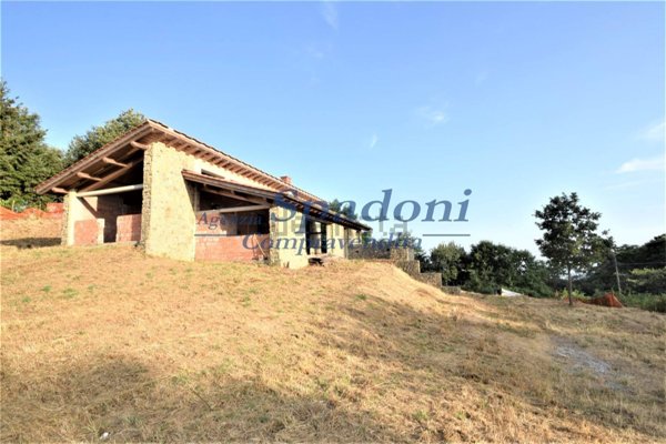 casa indipendente in vendita a Marliana in zona Avaglio