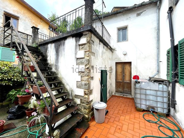 casa indipendente in vendita a Marliana
