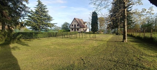 casa indipendente in vendita a Marliana in zona Avaglio