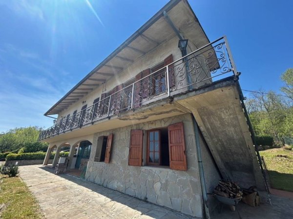 casa indipendente in vendita a Marliana in zona Momigno