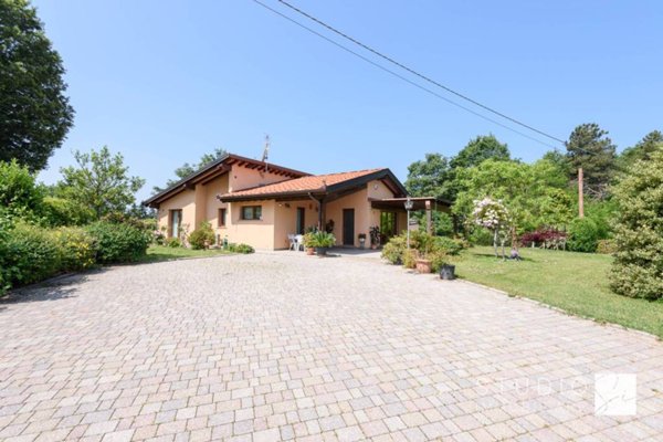 casa indipendente in vendita a Marliana in zona Avaglio