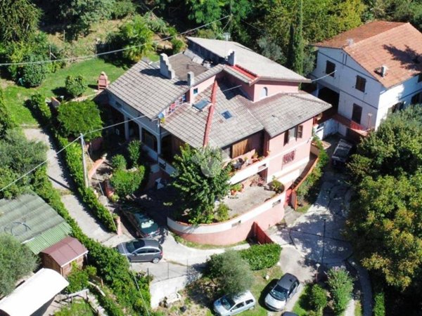 casa indipendente in vendita a Marliana in zona Fagno