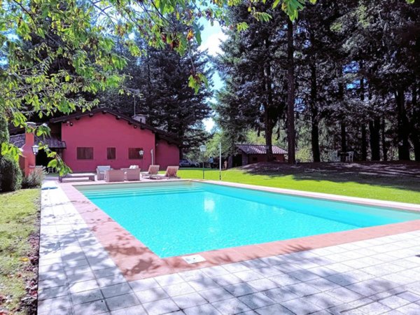 casa indipendente in vendita a Marliana in zona Femminamorta