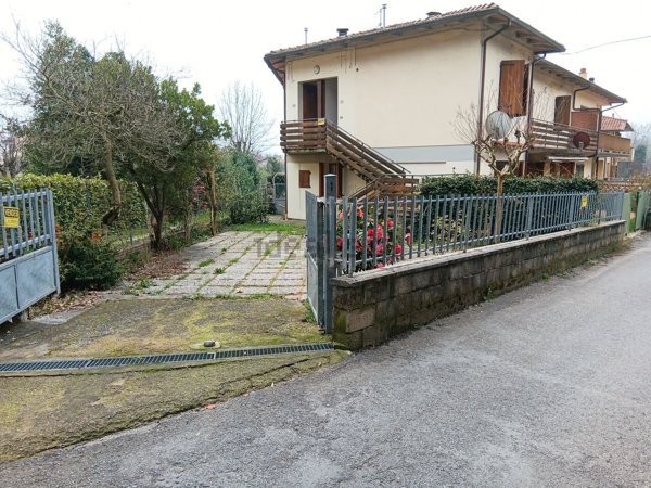 casa indipendente in vendita a Marliana in zona Montagnana