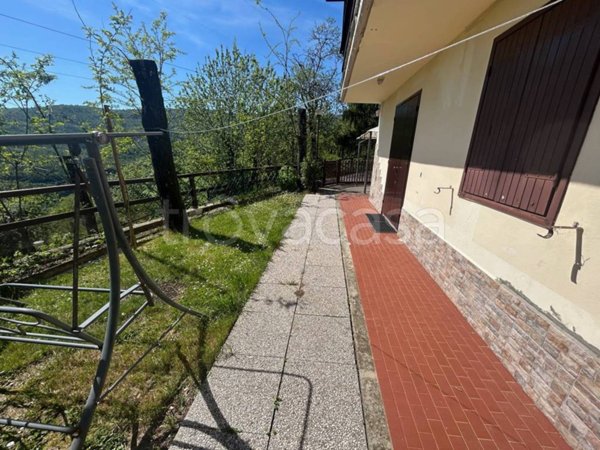 appartamento in vendita a Marliana in zona Momigno