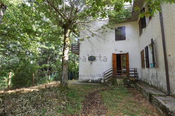 appartamento in vendita a Marliana in zona Femminamorta