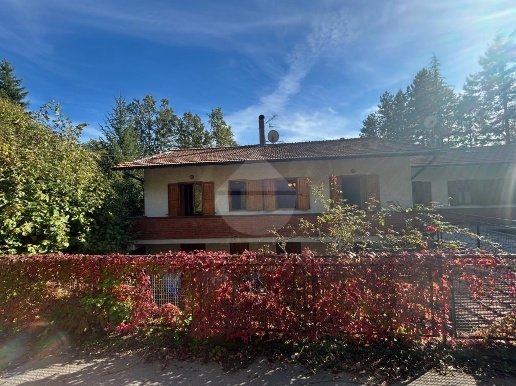 appartamento in vendita a Marliana in zona Grati