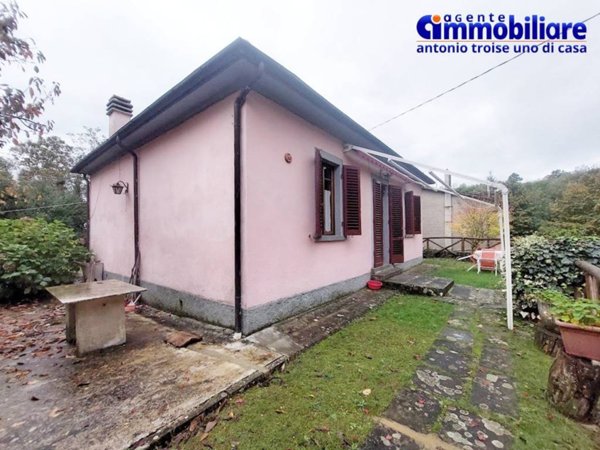 casa indipendente in vendita a Marliana in zona Panicagliora