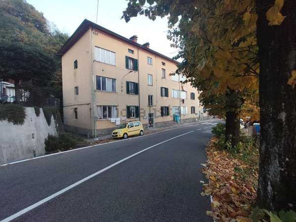 appartamento in vendita a Marliana in zona Momigno