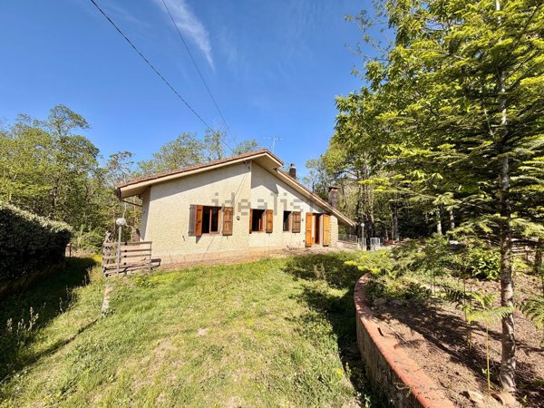 casa indipendente in vendita a Marliana in zona Casore del Monte