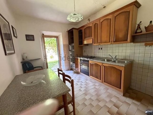 casa indipendente in vendita a Marliana in zona Panicagliora