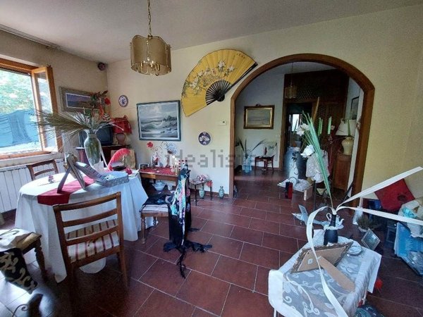 casa indipendente in vendita a Marliana in zona Avaglio