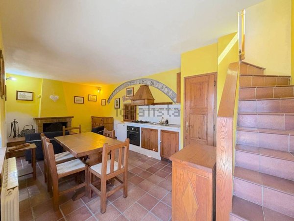 casa indipendente in vendita a Marliana in zona Panicagliora