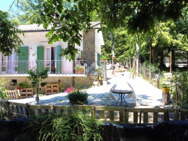 casa indipendente in vendita a Marliana in zona Femminamorta
