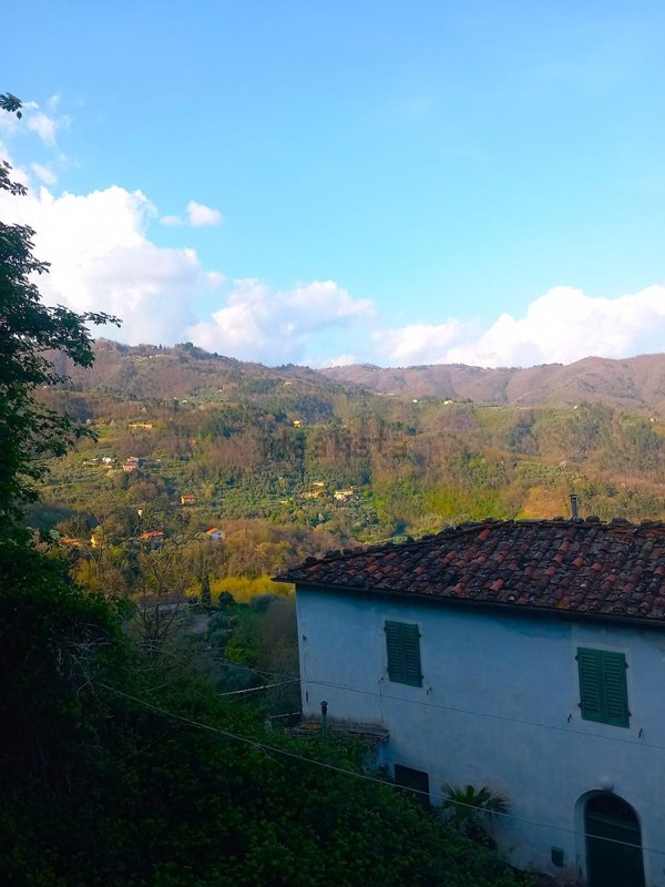 appartamento in vendita a Marliana in zona Marliana