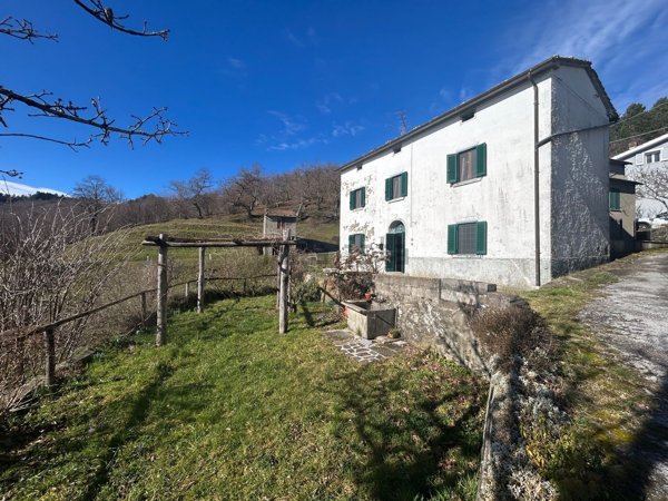 casa indipendente in vendita a Marliana in zona Momigno