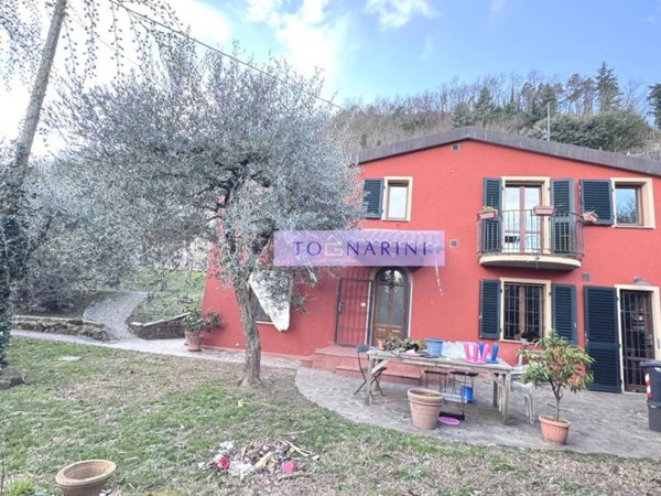 casa indipendente in vendita a Marliana in zona Marliana