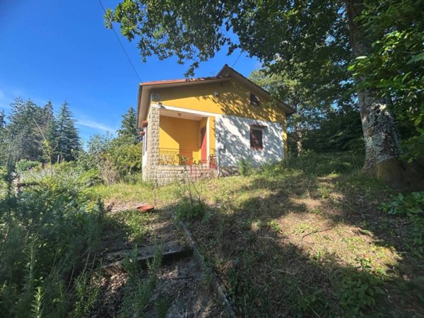casa indipendente in vendita a Marliana in zona Femminamorta