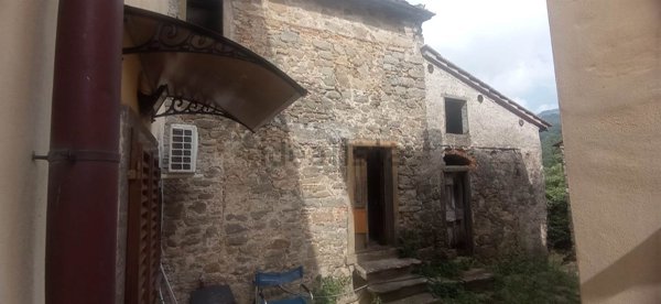 casa semindipendente in vendita a Marliana in zona Fagno