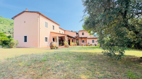 casa indipendente in vendita a Marliana in zona Marliana
