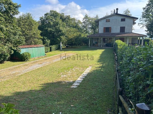 casa indipendente in vendita a Marliana in zona Panicagliora
