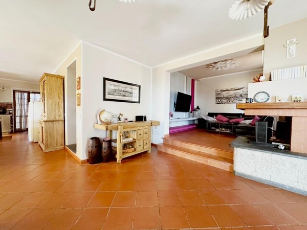 casa indipendente in vendita a Marliana in zona Femminamorta