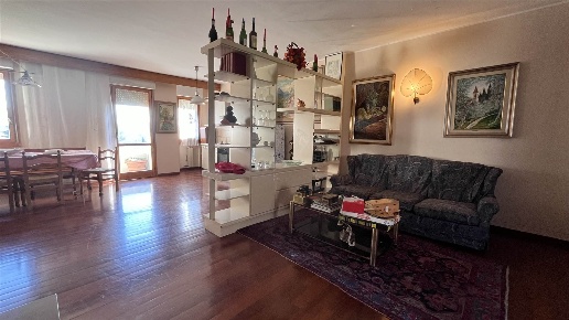 appartamento in vendita a Massa e Cozzile in zona Margine Coperta