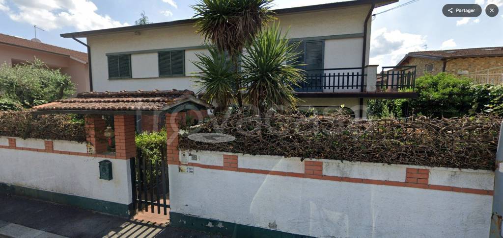 casa indipendente in vendita a Massa e Cozzile in zona Margine Coperta