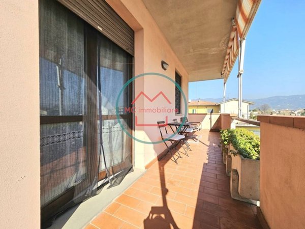 appartamento in vendita a Massa e Cozzile in zona Traversagna