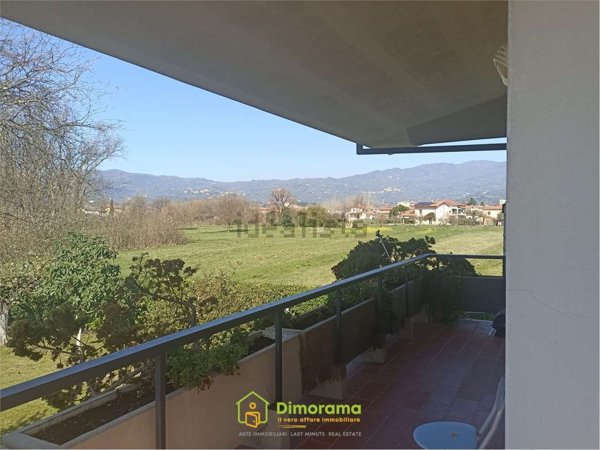 casa indipendente in vendita a Massa e Cozzile