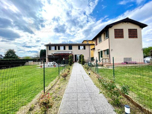 casa indipendente in vendita a Massa e Cozzile in zona Margine Coperta