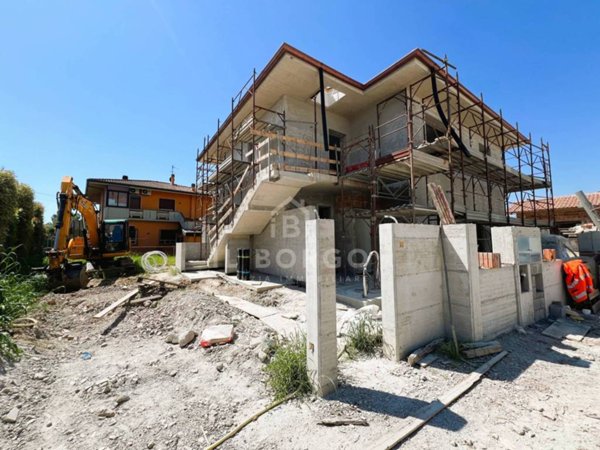 appartamento in vendita a Massa e Cozzile