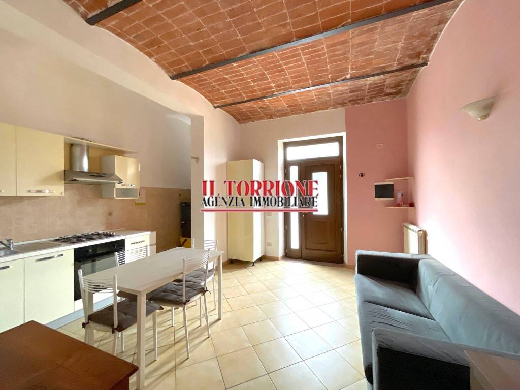 appartamento in vendita a Massa e Cozzile