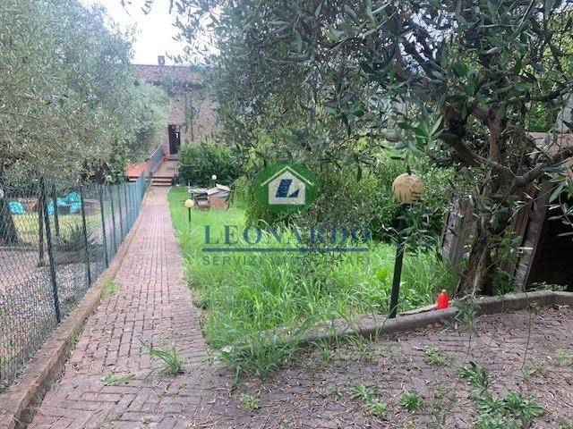 appartamento in vendita a Massa e Cozzile in zona Margine Coperta