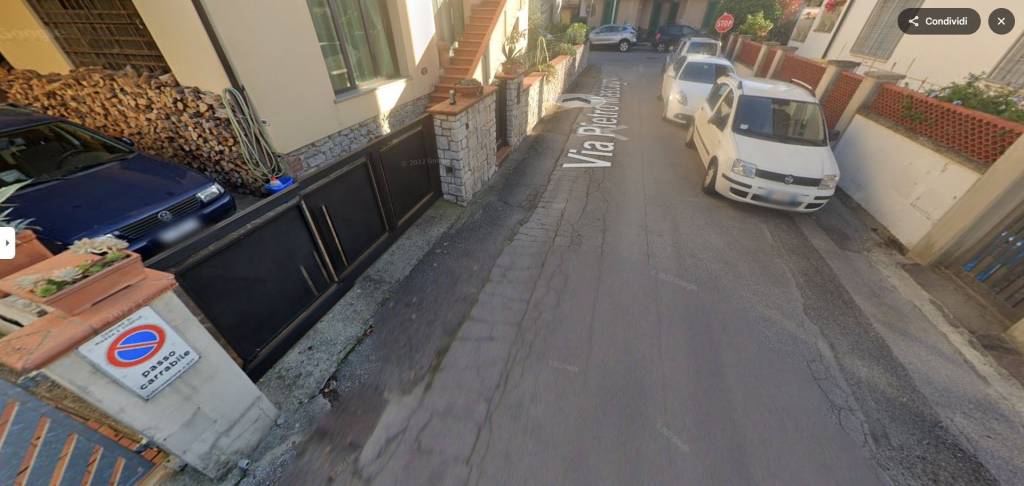 capannone in vendita a Massa e Cozzile in zona Cozzile