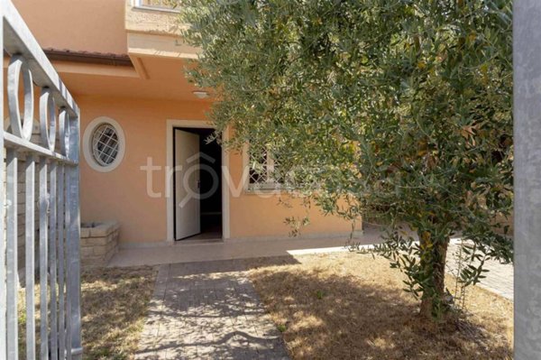 casa indipendente in vendita a Massa e Cozzile in zona Traversagna