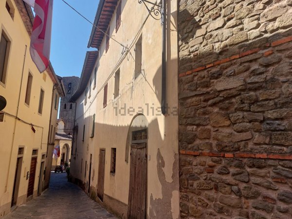 casa indipendente in vendita a Massa e Cozzile