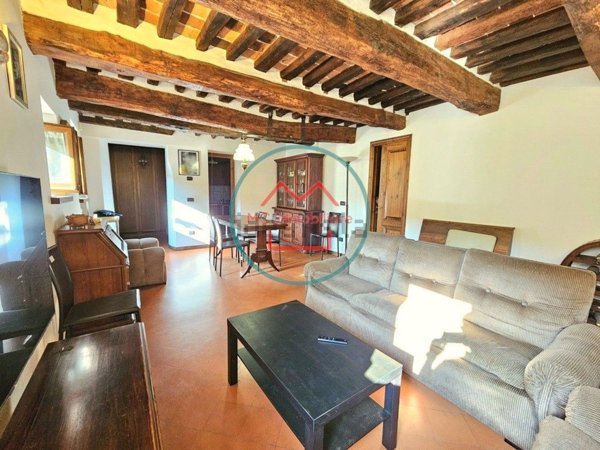 appartamento in vendita a Massa e Cozzile in zona Massa