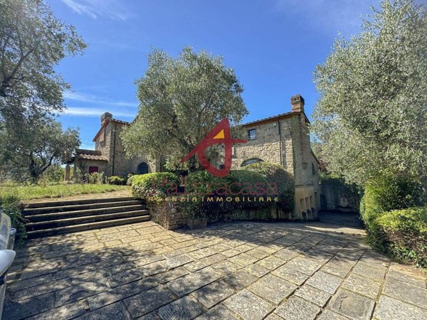 casale in vendita a Massa e Cozzile