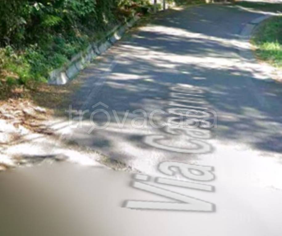 casa indipendente in vendita a Massa e Cozzile in zona Cozzile